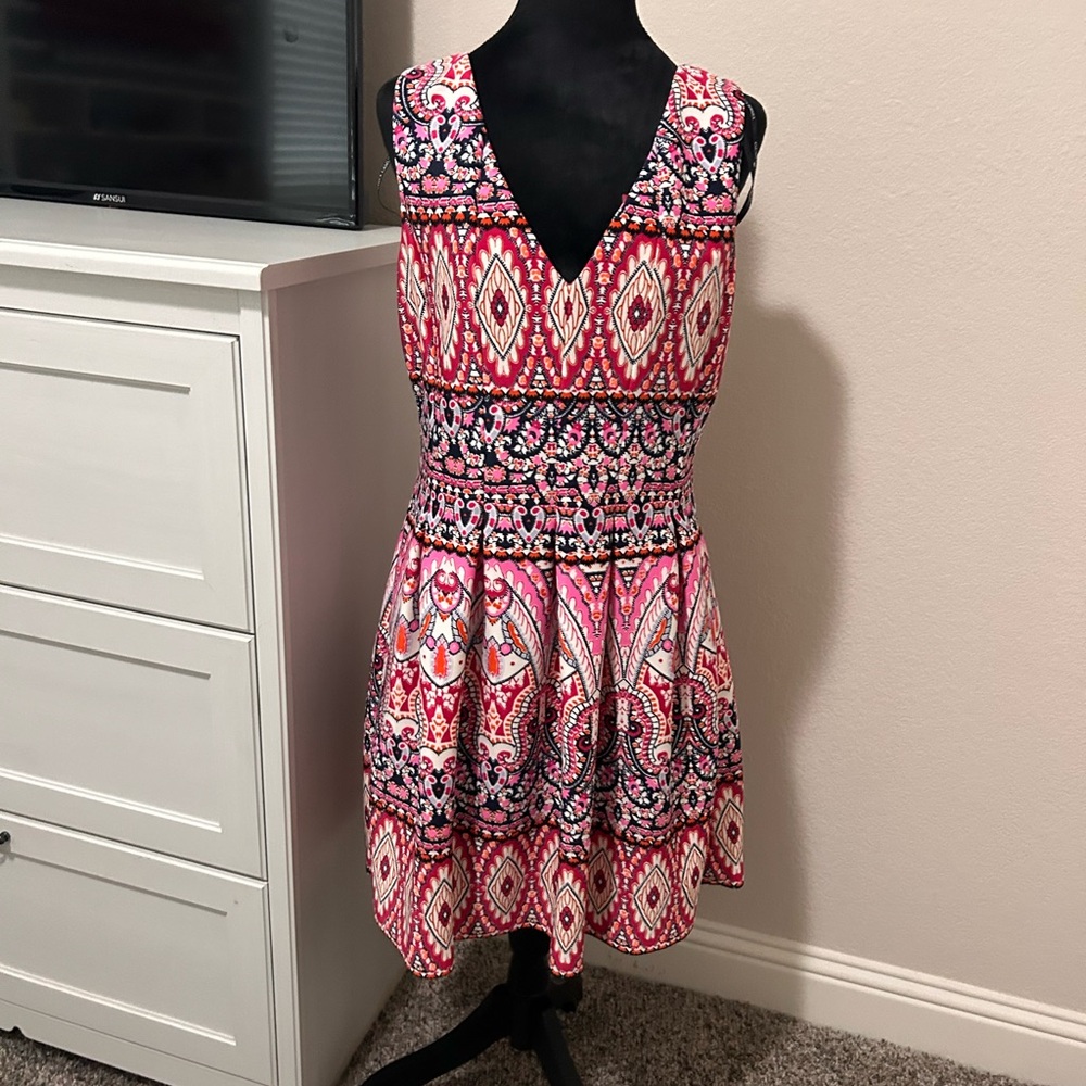 Vince Camuto Women’s Dress NWT Perfect Condition